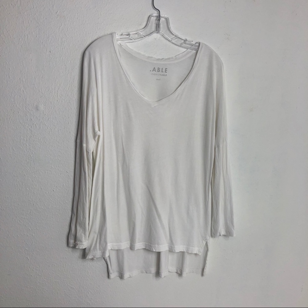 Able Long Sleeve Whit V-Neck Basic Hi Low Top S